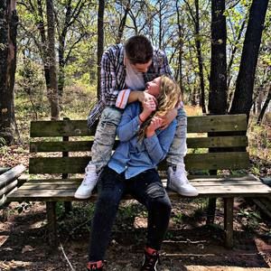 Meet your Posher, Abigail